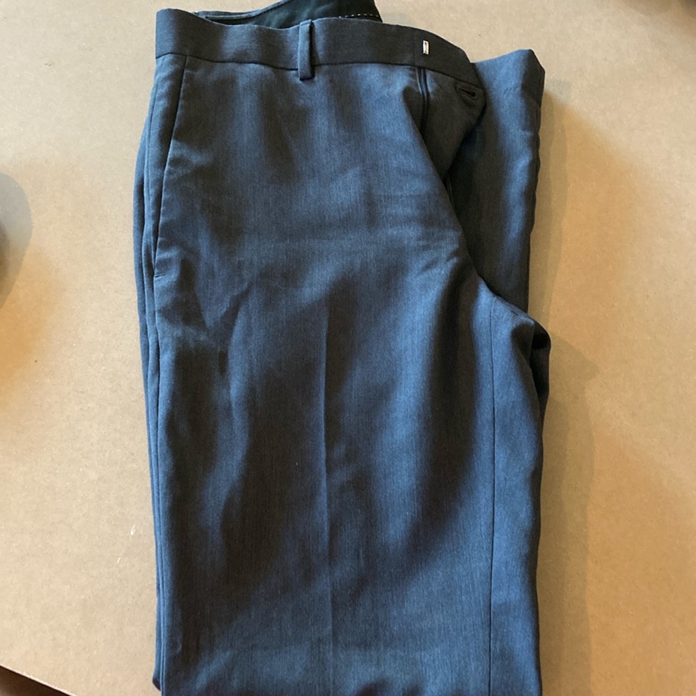 Apt. 9 gray dress slacks 29x30 flat front